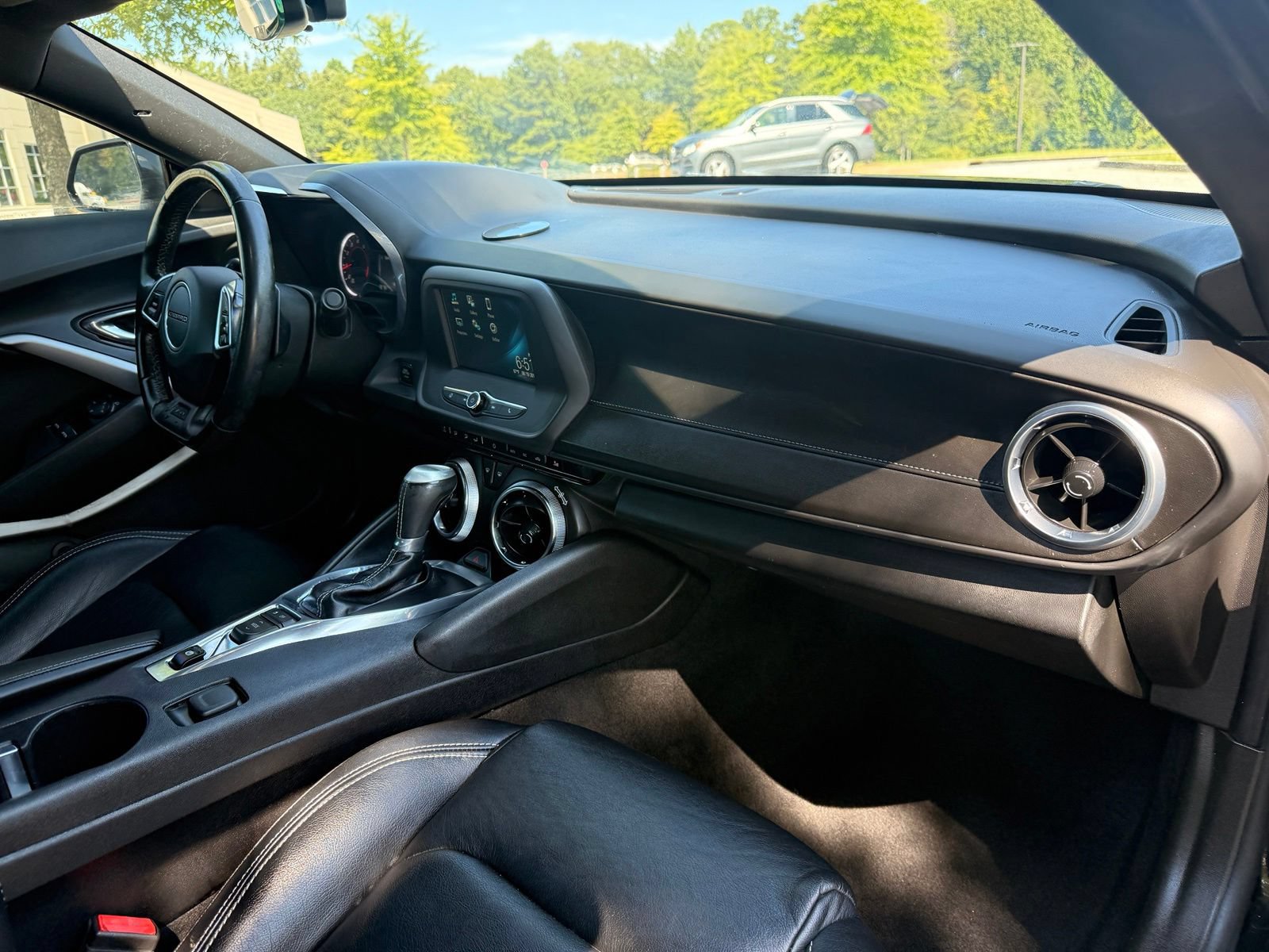 Used 2017 Chevrolet Camaro LT RWD image 24