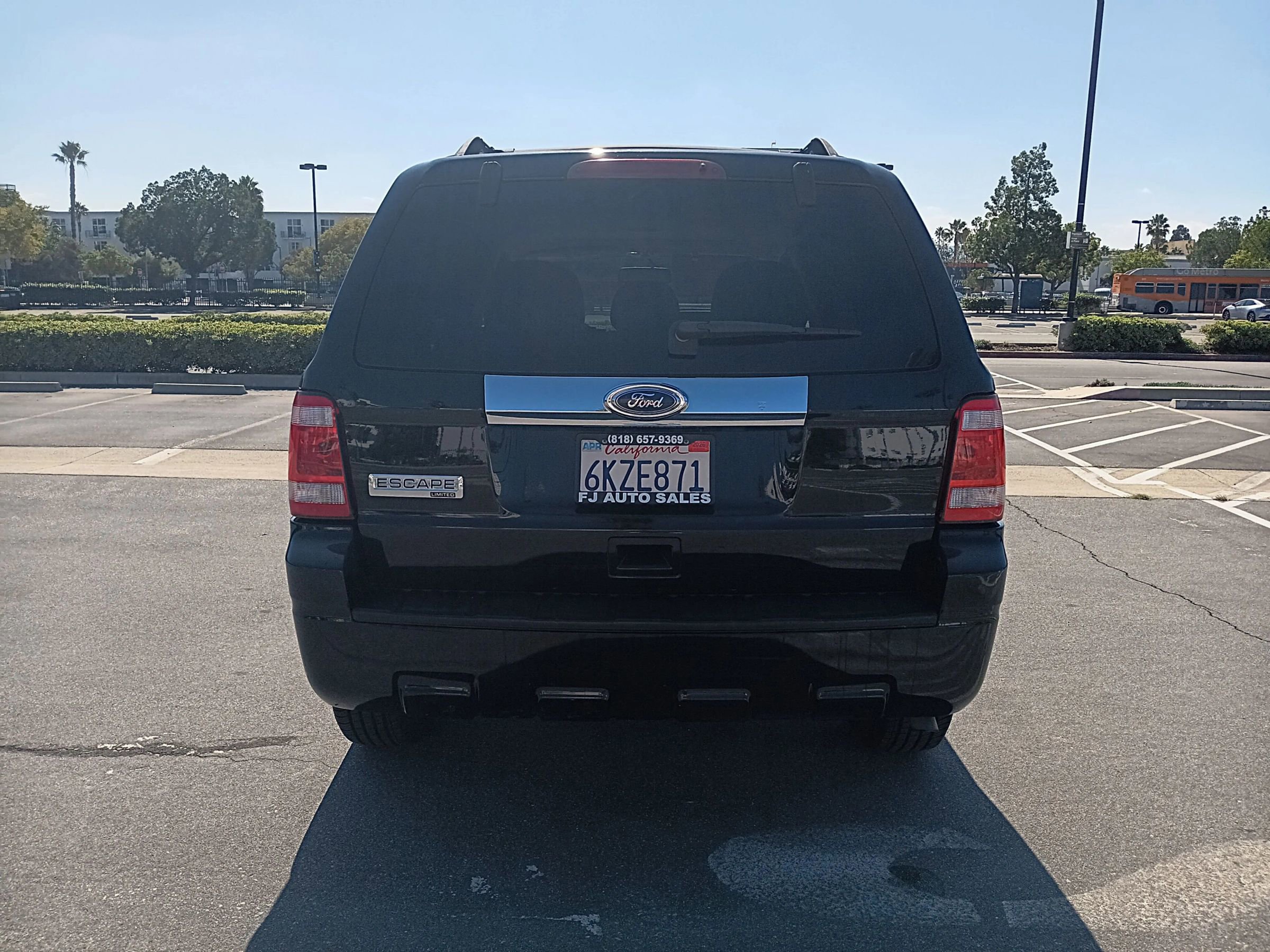 Used 2010 Ford Escape Limited image 6