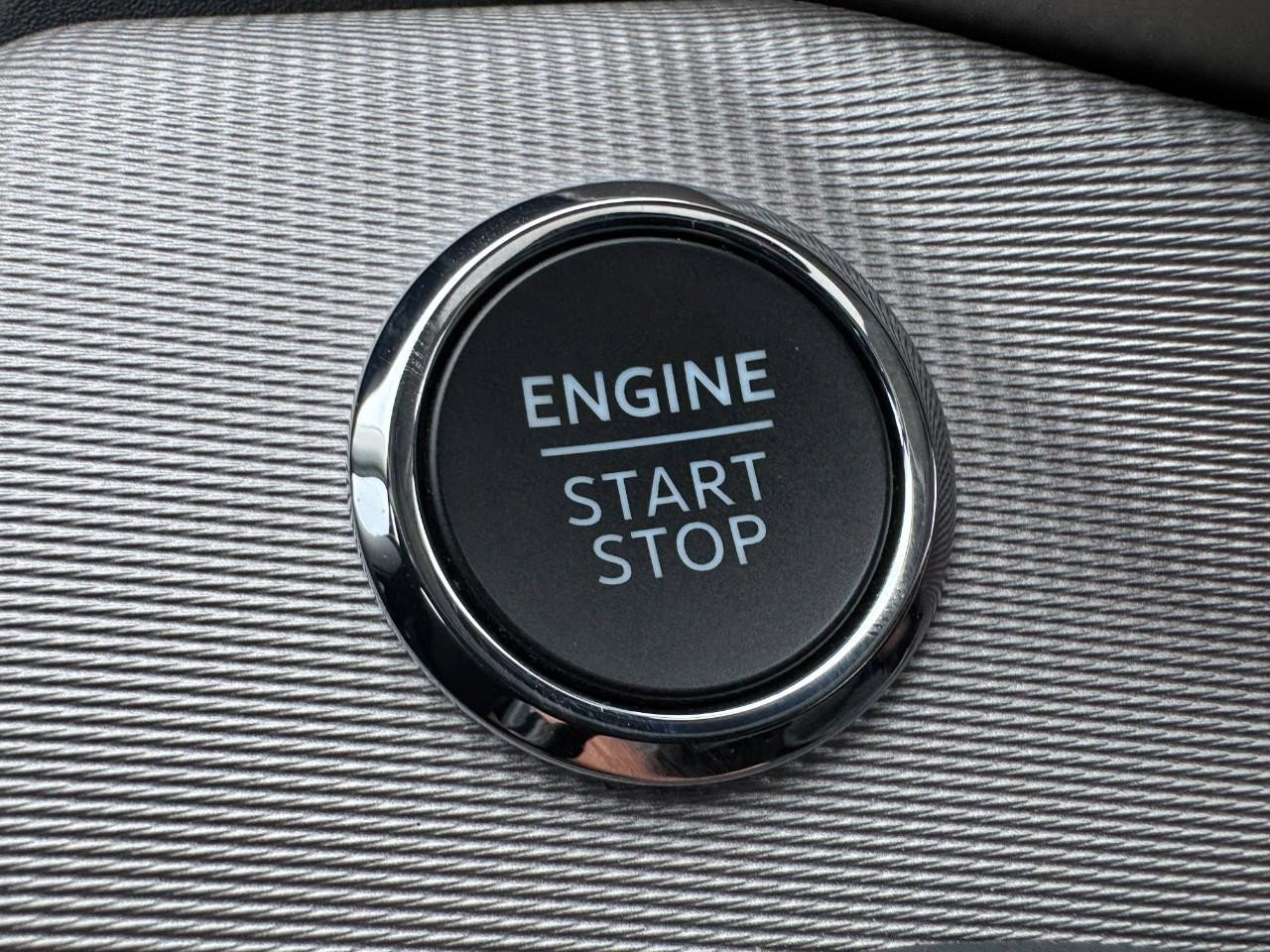 Used 2025 Ford Explorer Active w/ Active Comfort Package image 23