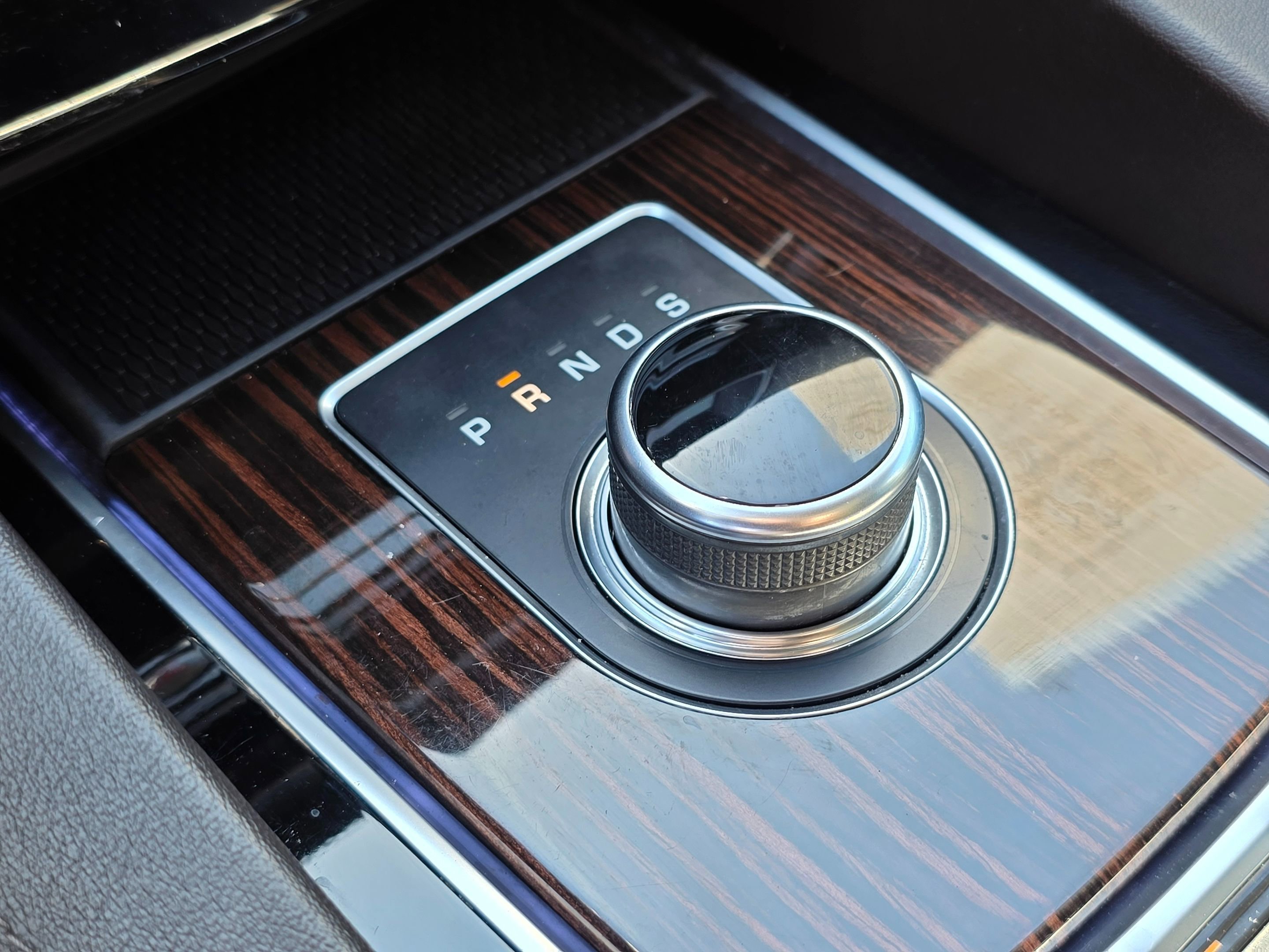 Used 2019 Jaguar F-PACE Portfolio image 32