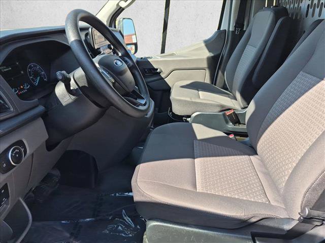 Used 2022 Ford Transit 250 Medium Roof RWD image 15