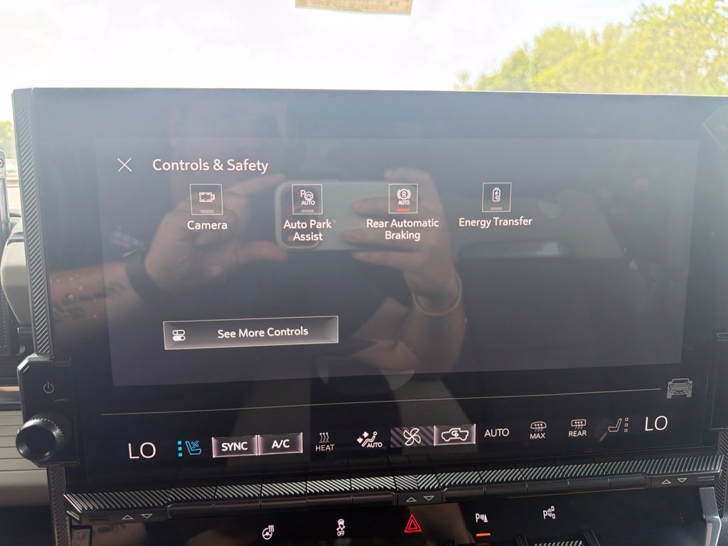 New 2026 GMC Hummer EV 4x4 Crew Cab image 36