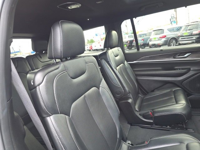 Used 2024 Jeep Grand Cherokee L Limited w/ Luxury Tech Group II image 54