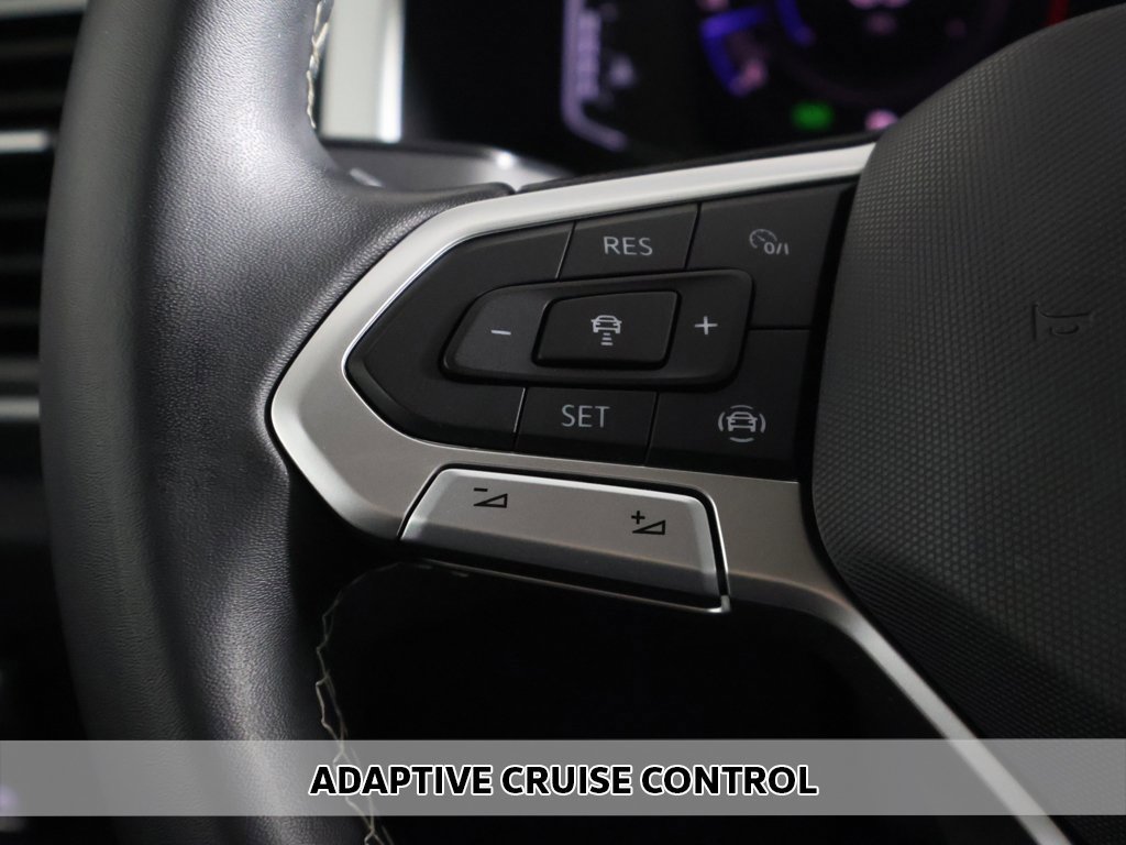 Used 2023 Volkswagen Atlas SE image 3