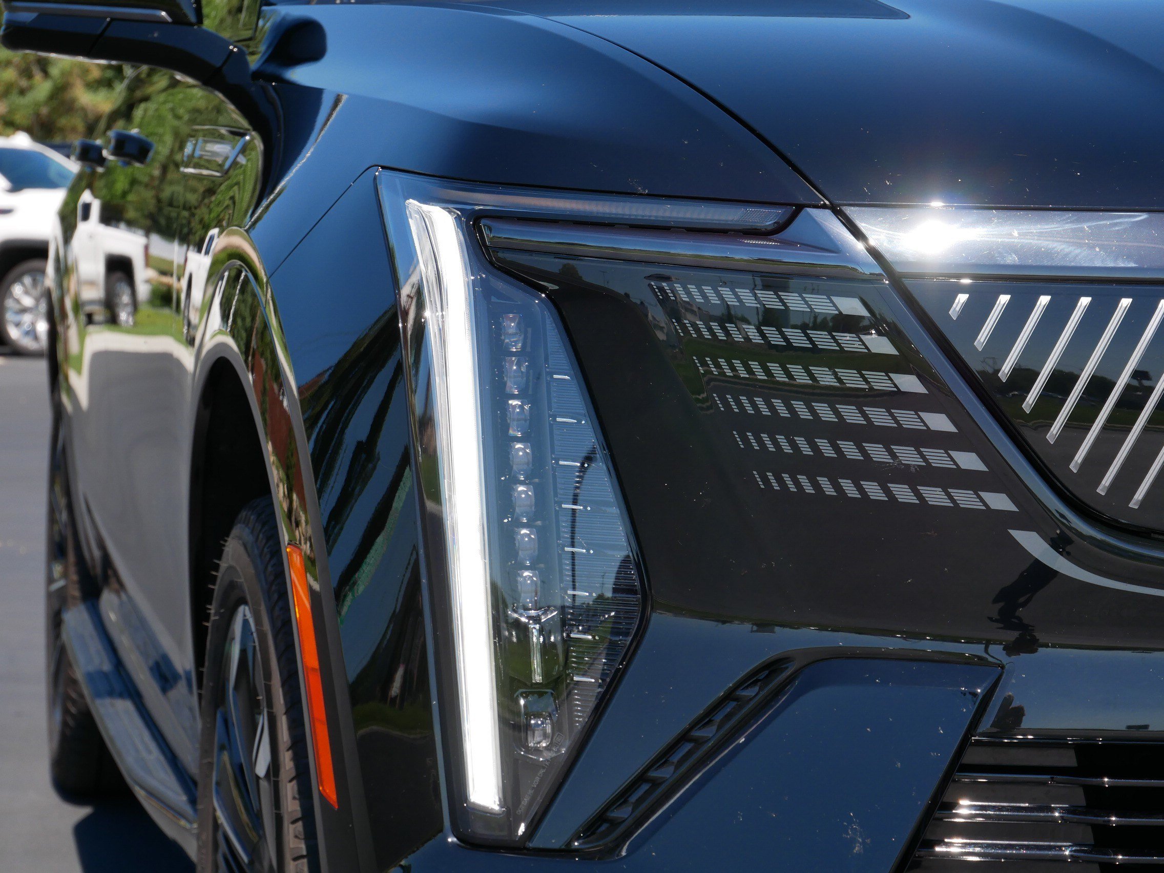 Certified 2026 Cadillac Escalade IQ Sport 2 AWD/4WD image 16