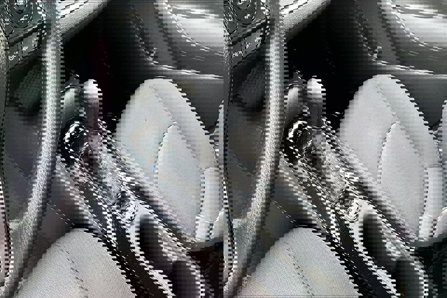 Used 2022 Toyota Corolla LE image 16