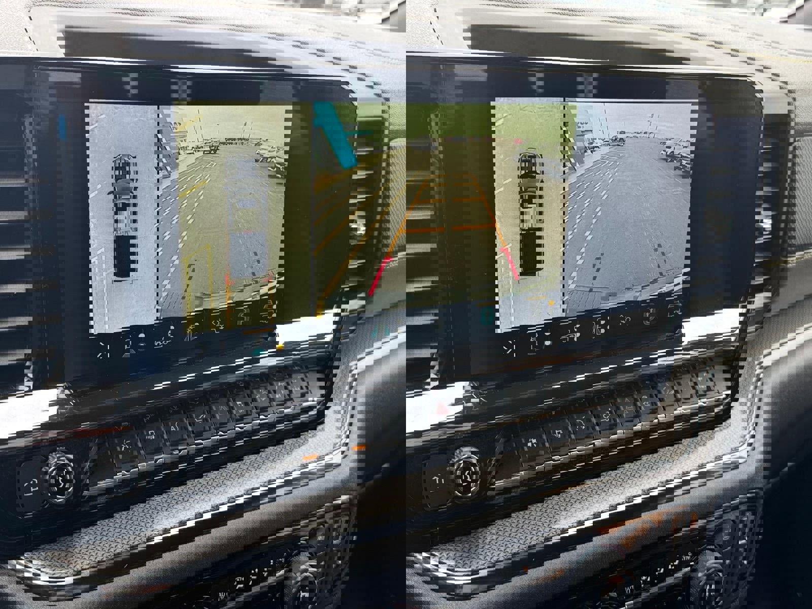 Certified 2023 Chevrolet Silverado 1500 ZR2 image 16