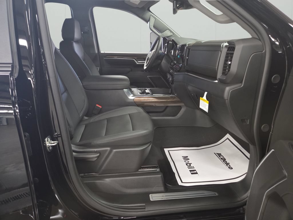 New 2026 Chevrolet Silverado 3500 LT w/ Trail Boss Package AWD/4WD image 32