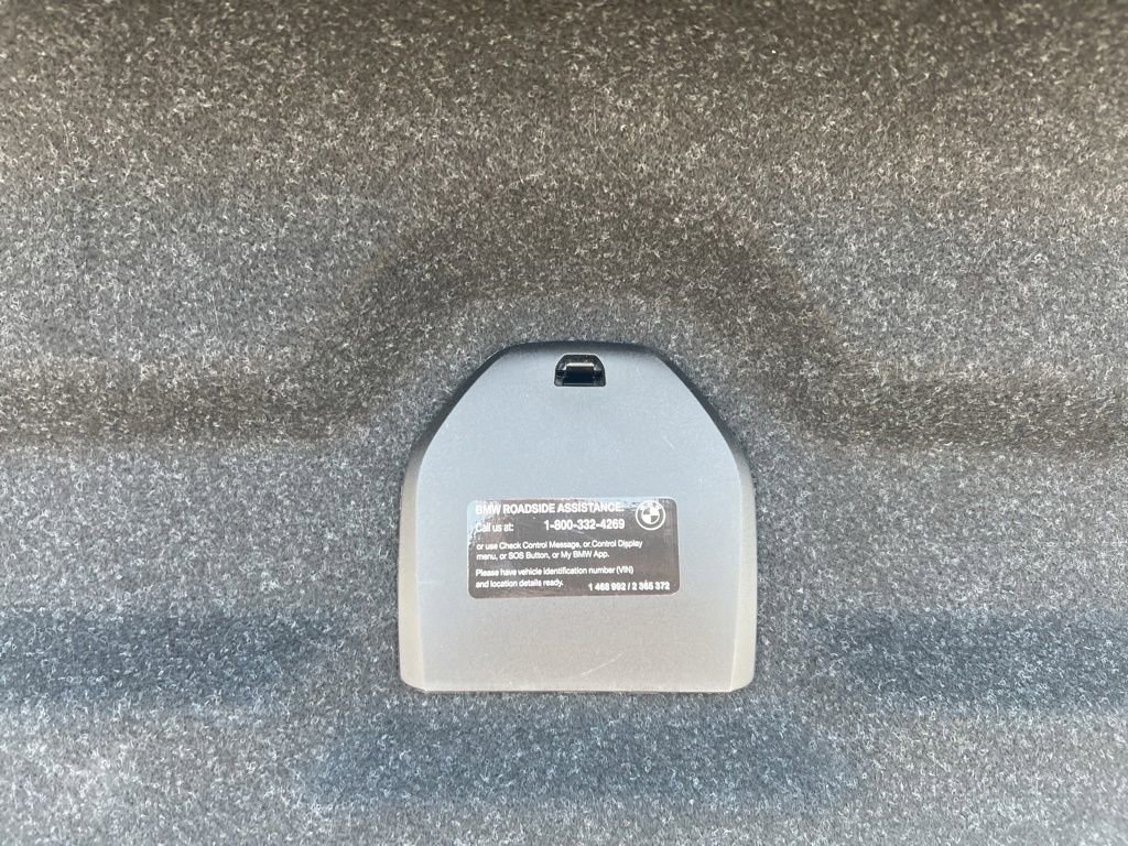 Used 2025 BMW 230i Coupe w/ Convenience Package RWD image 6