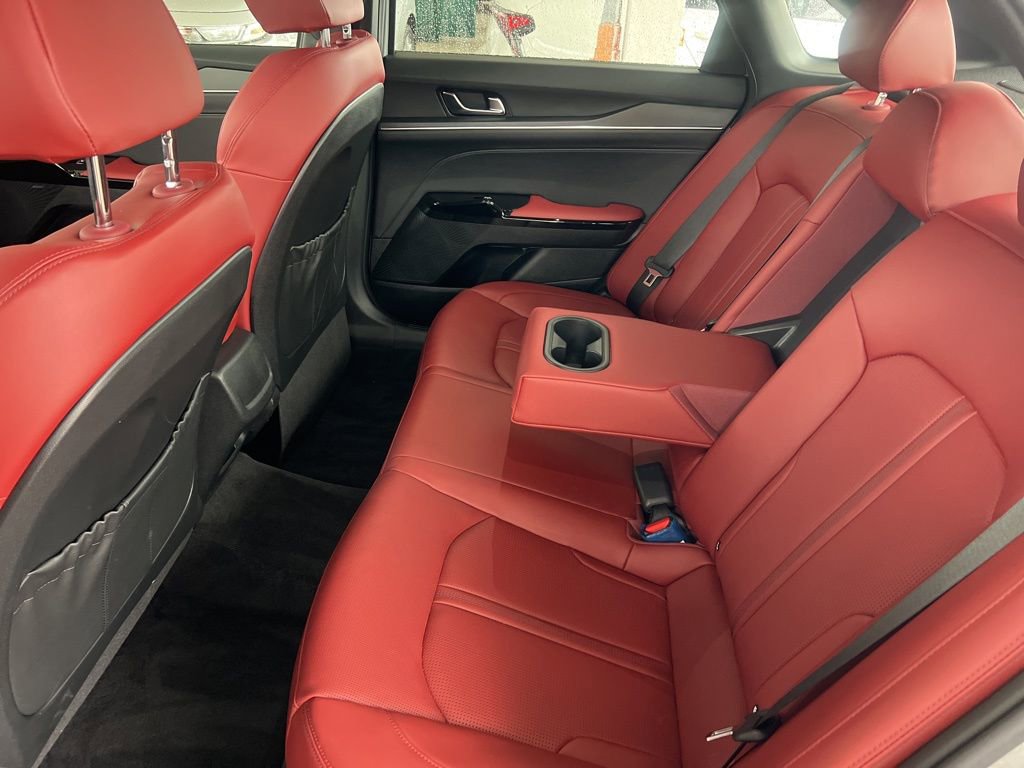 Used 2025 Kia K5 GT-Line w/ GT-Line Premium Package image 9