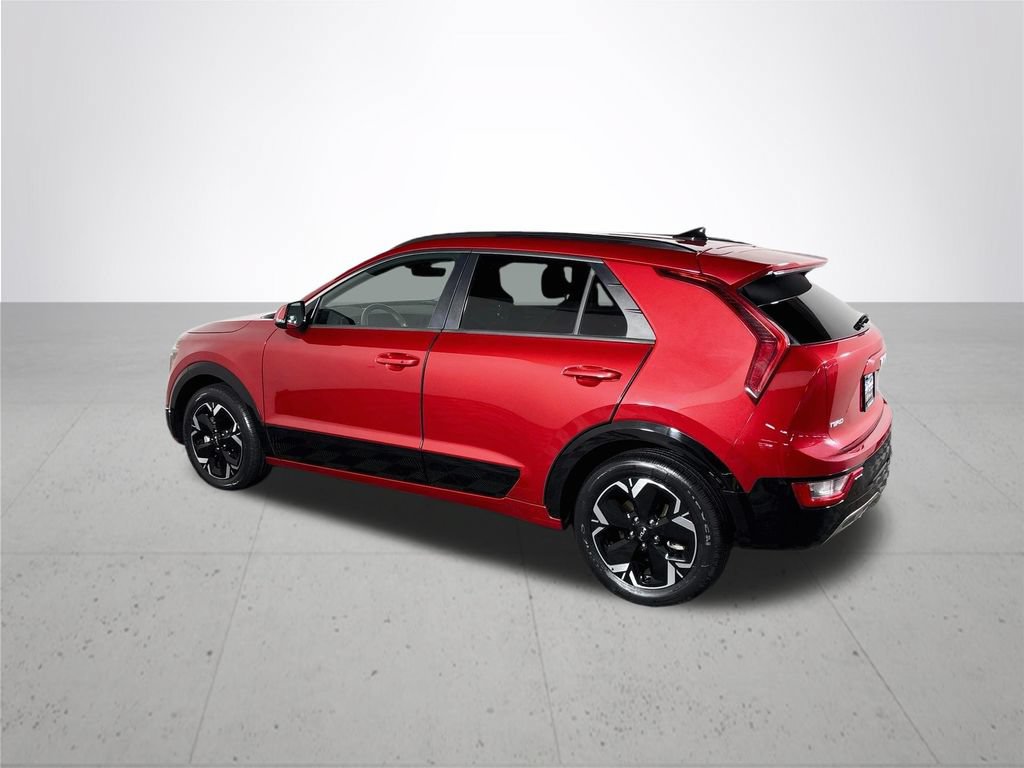 Certified 2023 Kia Niro Wind FWD image 9