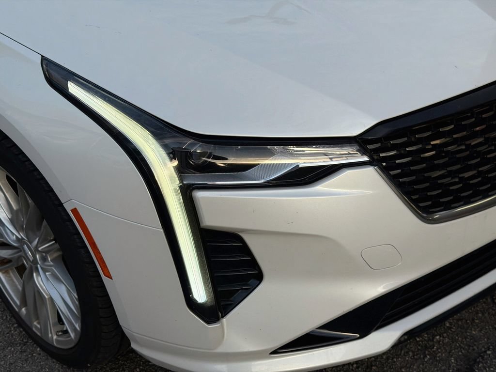 Used 2020 Cadillac CT4 Premium Luxury RWD image 35