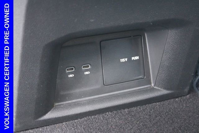 Used 2023 Volkswagen Atlas Cross Sport SE image 28