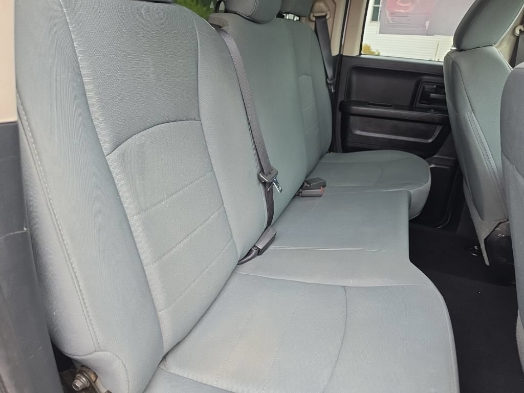 Used 2014 RAM 1500 ST w/ SXT Appearance Group AWD/4WD image 24