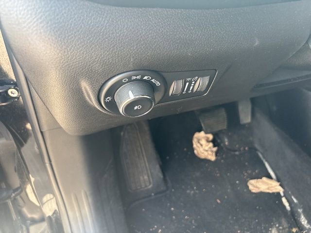 Used 2023 Jeep Compass Altitude image 29