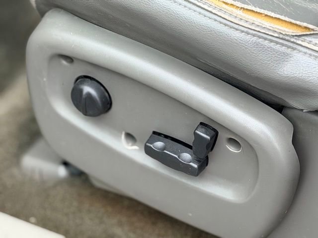 Used 2004 Chevrolet TrailBlazer LT w/ LT Preferred Equipment Group image 6