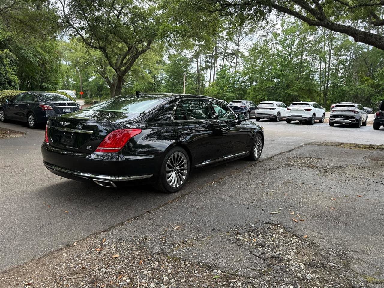 Used 2018 Genesis G90 5.0 Ultimate AWD/4WD image 5
