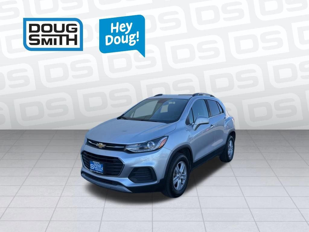 Used 2017 Chevrolet Trax LT w/ LT Convenience Package image 1
