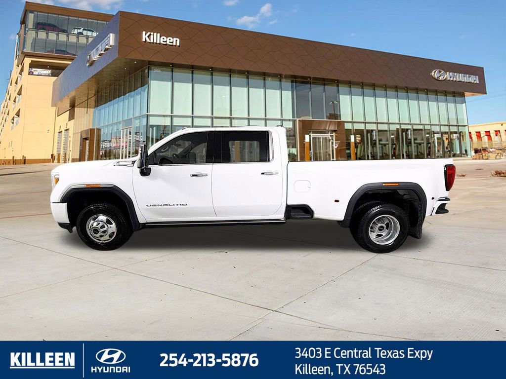 Used 2022 GMC Sierra 3500 Denali w/ Technology Package AWD/4WD image 4