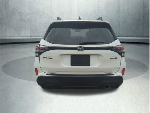 Certified 2025 Subaru Forester Premium AWD/4WD image 5