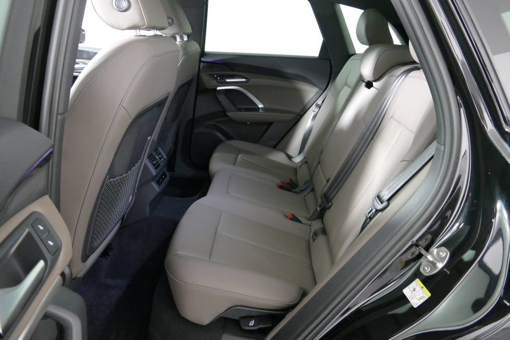 Certified 2025 Audi Q5 Premium w/ Convenience Package AWD/4WD image 28