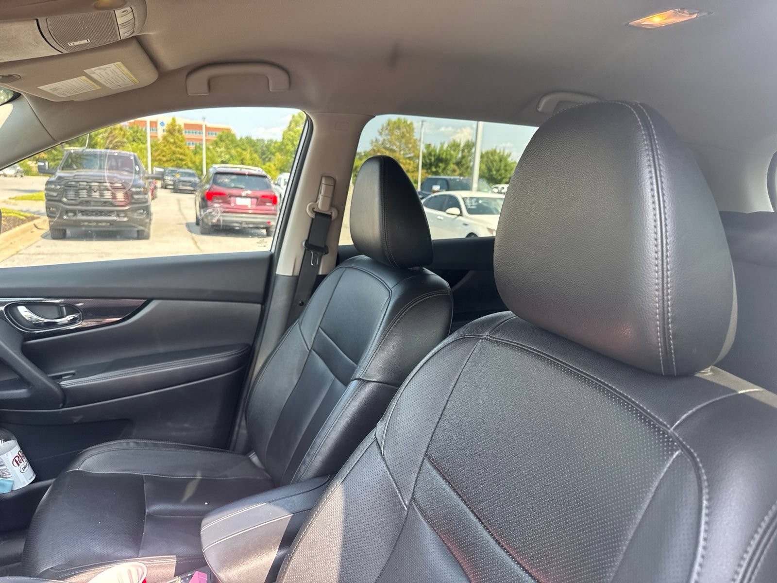 Used 2019 Nissan Rogue SL AWD/4WD image 12