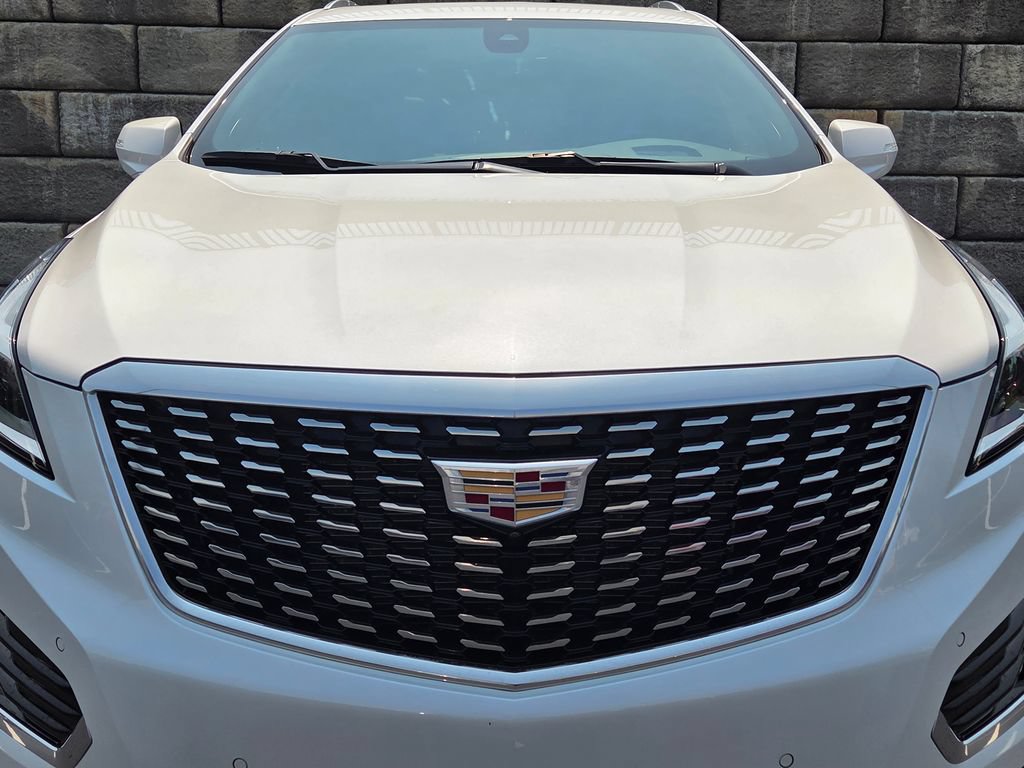 Used 2024 Cadillac XT5 Premium Luxury w/ Technology Package AWD/4WD image 9
