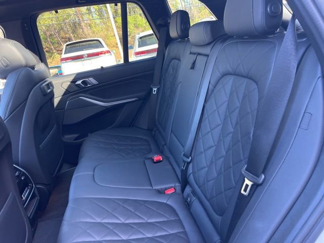 Used 2023 BMW X5 xDrive40i w/ Executive Package AWD/4WD image 14