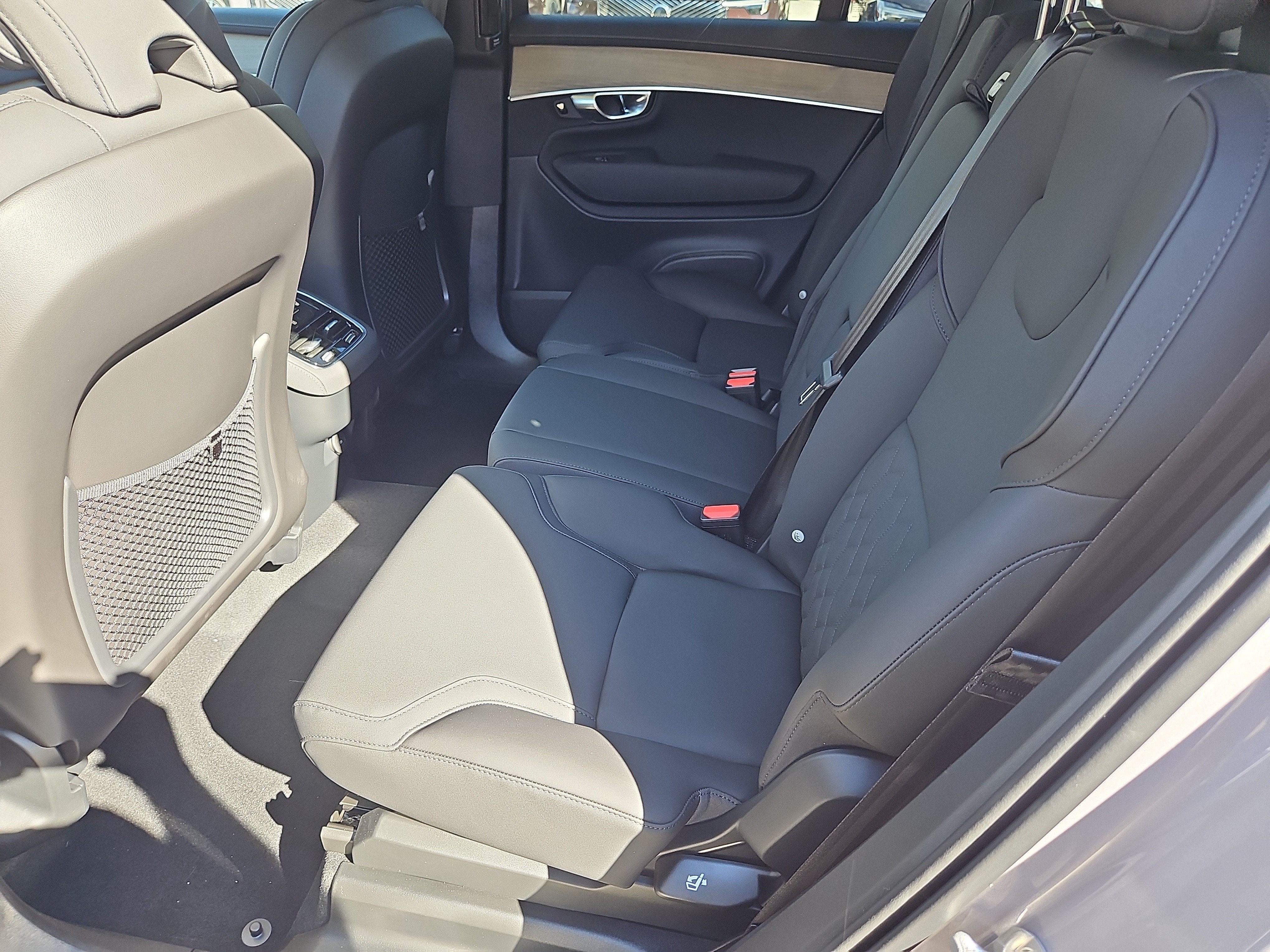 New 2027 Volvo XC90 B5 Core AWD/4WD image 20