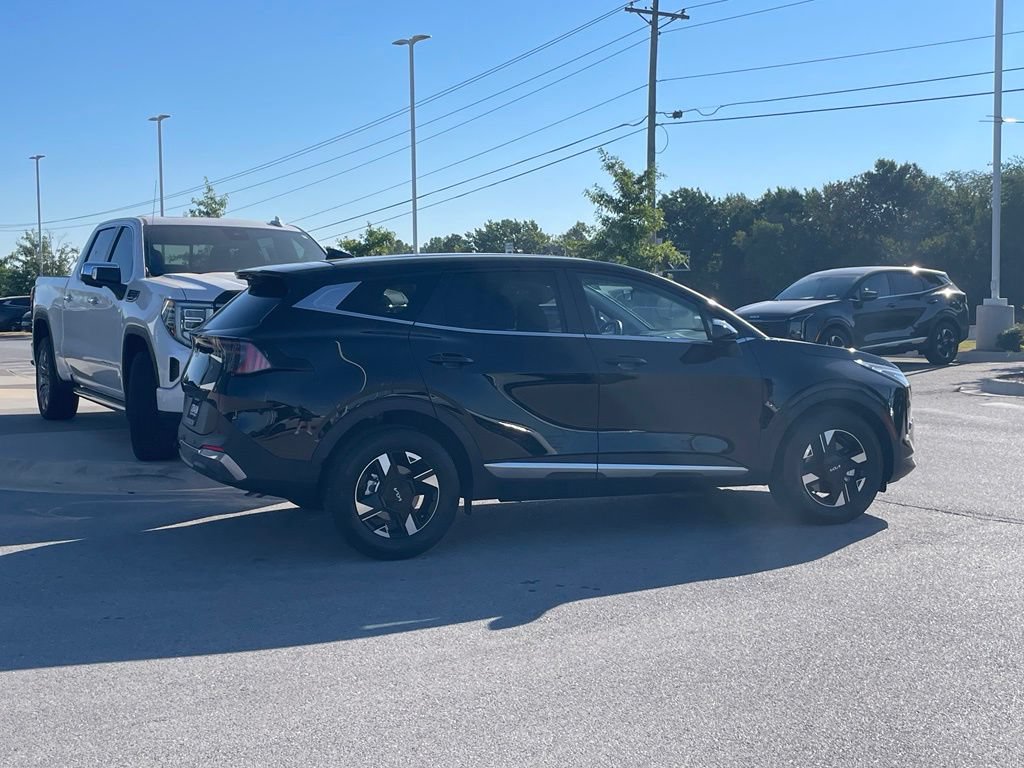 New 2026 Kia Sportage LX FWD image 8