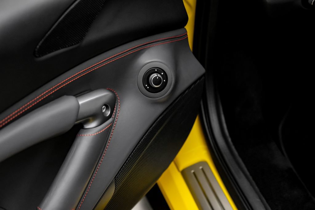 Used 2022 Ferrari F8 Tributo RWD image 42