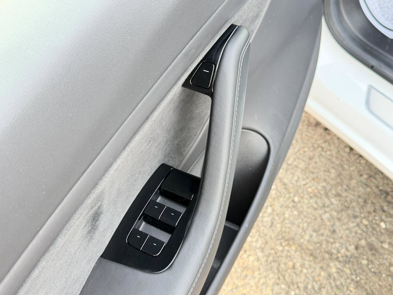 Used 2019 Tesla Model 3 Performance image 17