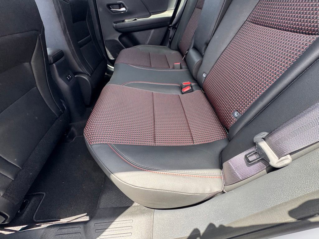 New 2026 Nissan Kicks SR FWD image 12