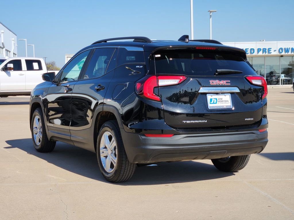 Used 2022 GMC Terrain SLE w/ Driver Convenience Package image 7