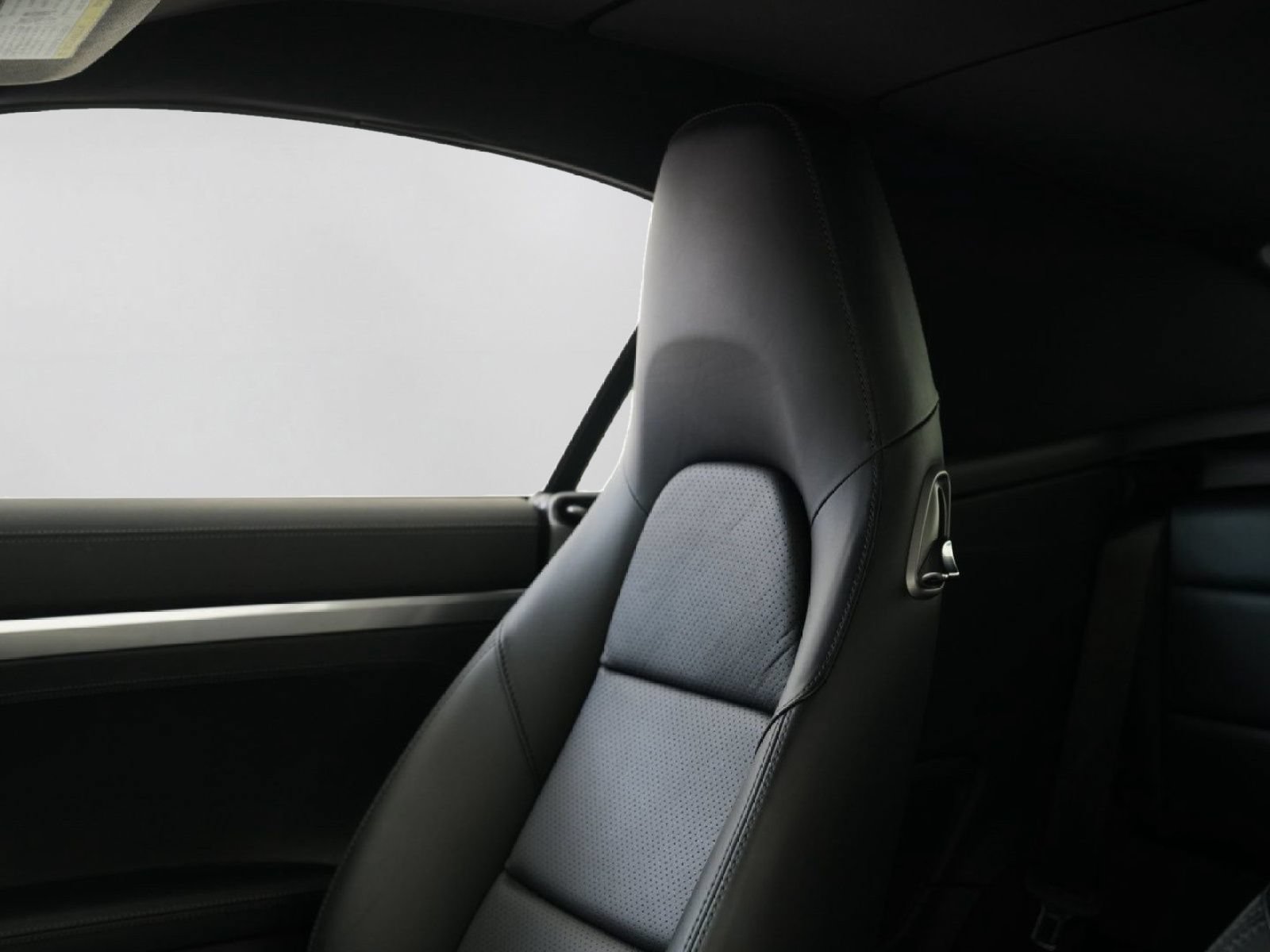 Used 2018 Porsche 911 Turbo AWD/4WD image 9