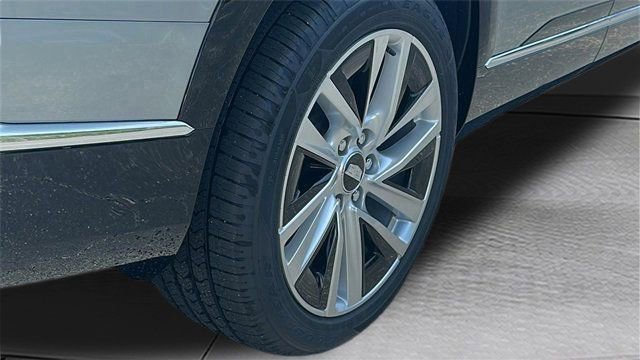New 2026 Cadillac Vistiq Luxury image 13