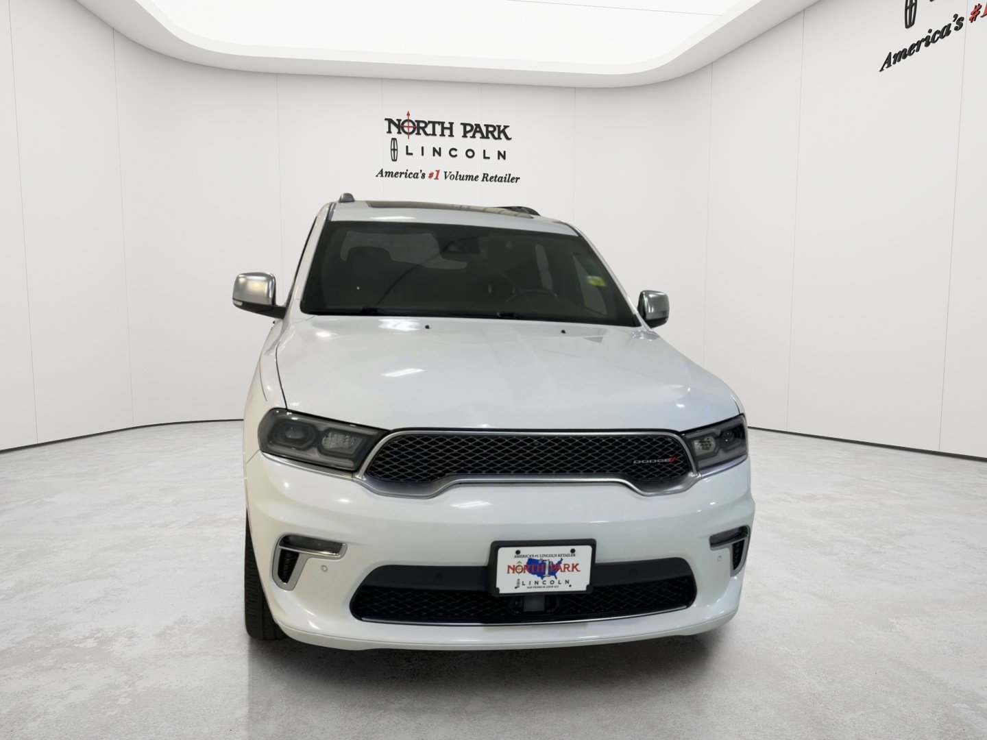 Used 2023 Dodge Durango Citadel RWD image 4