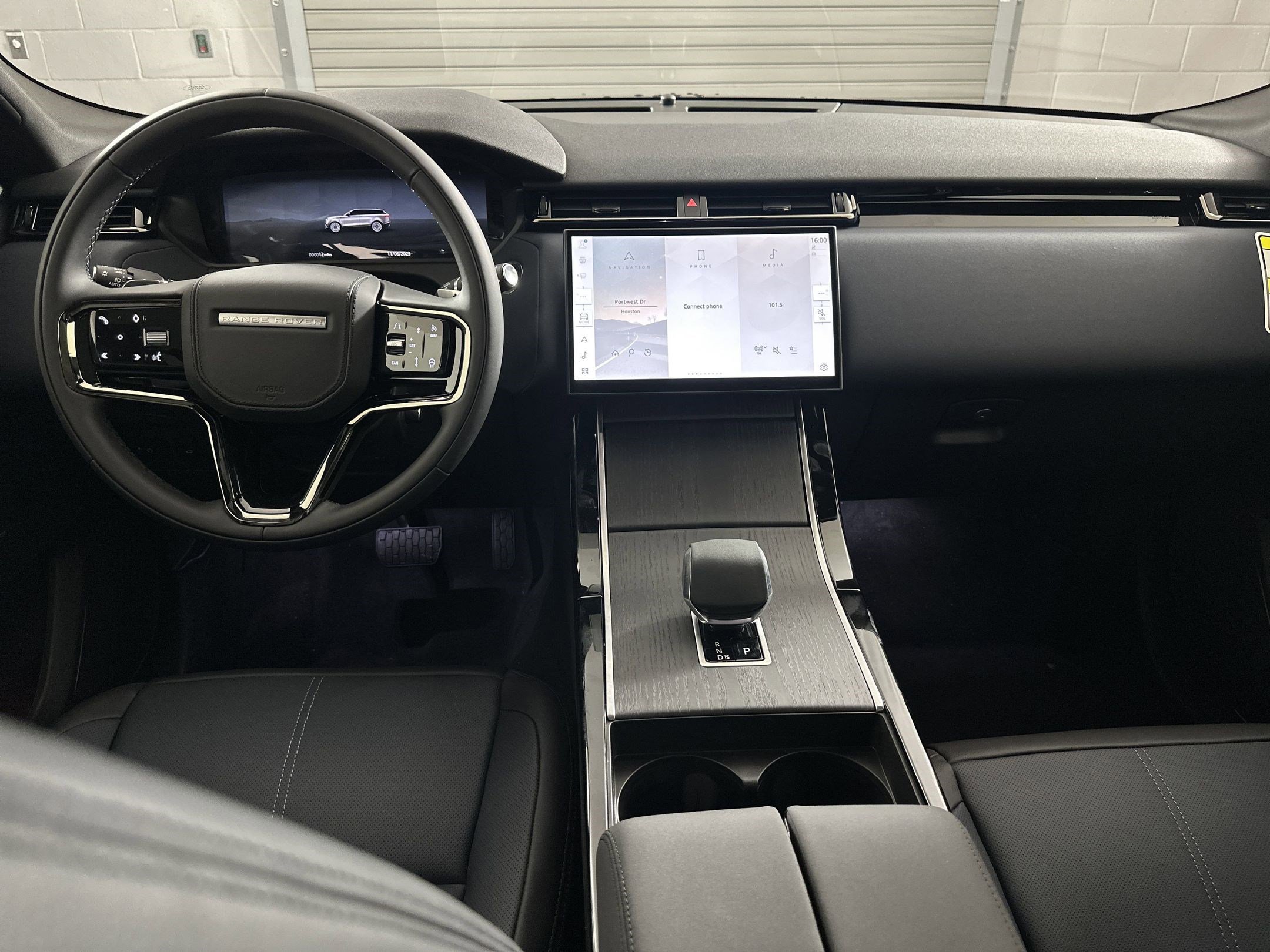 New 2026 Land Rover Range Rover Velar S image 13