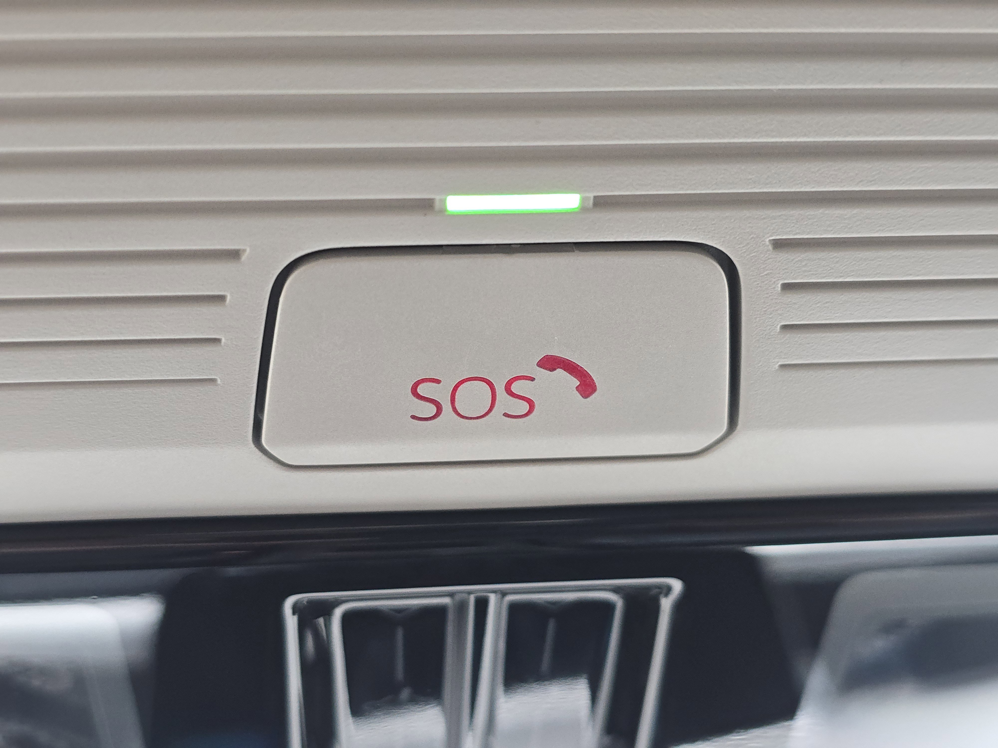 New 2026 Volkswagen Tiguan SE image 26