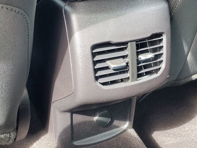 Used 2020 Ford Fusion SE image 26