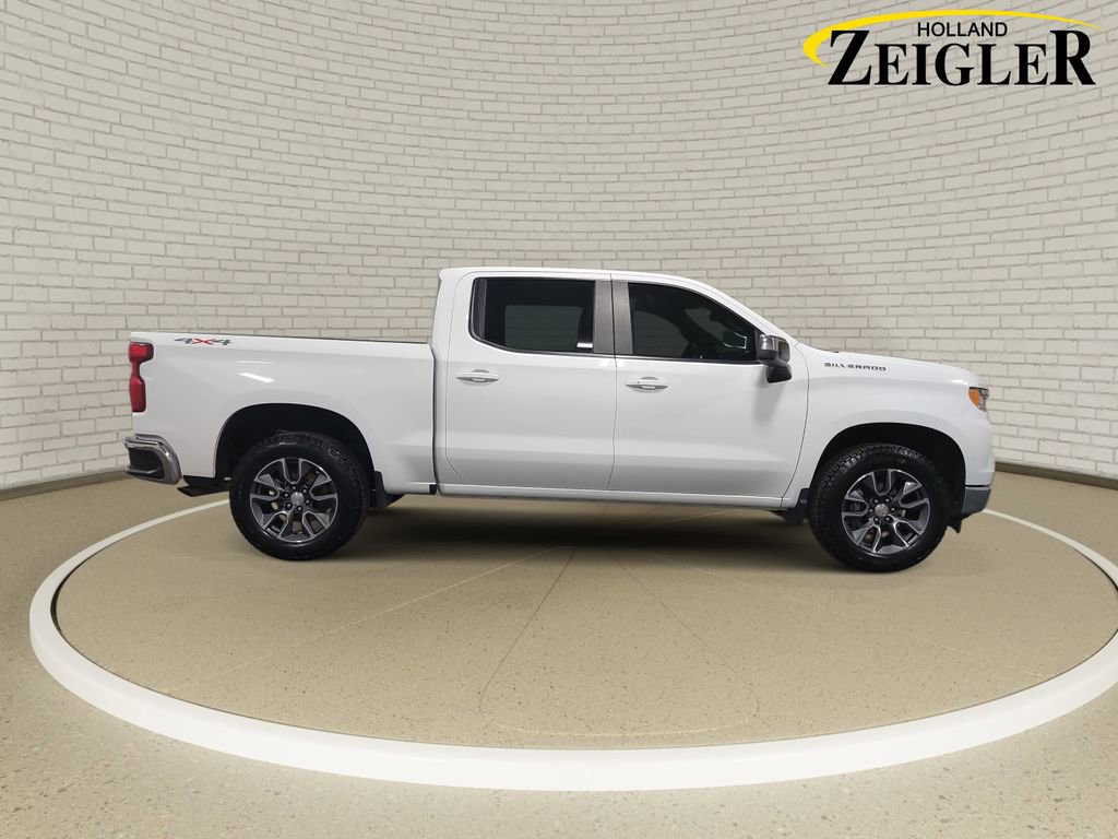 Used 2024 Chevrolet Silverado 1500 LT image 4