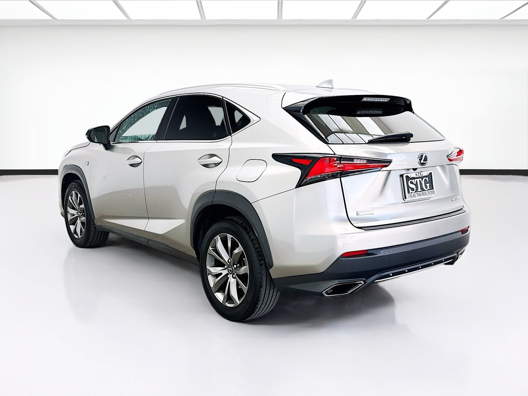 Used 2018 Lexus NX 300 F Sport w/ Cold Area Package FWD image 6