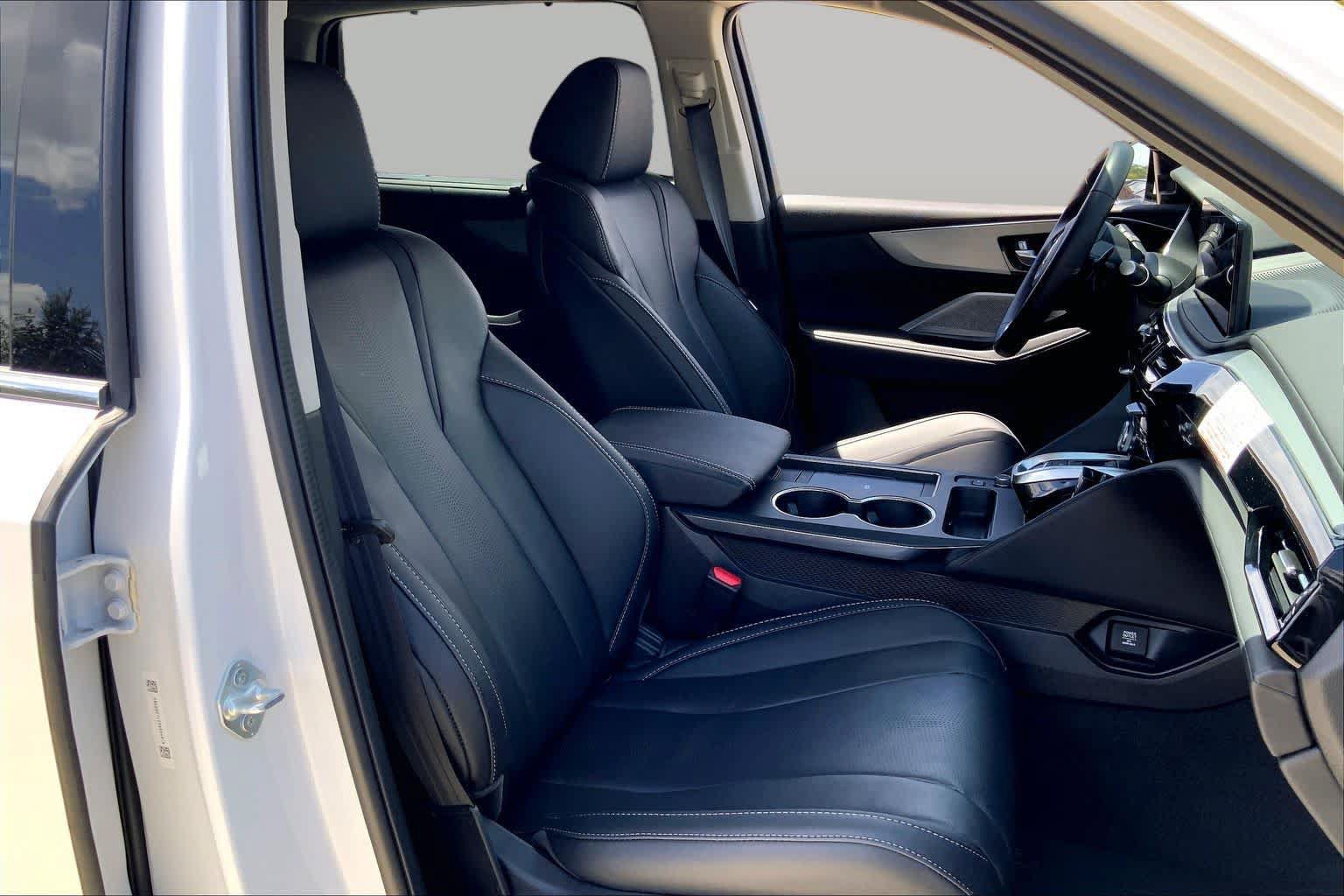 Used 2026 Acura MDX w/ Technology Package FWD image 9