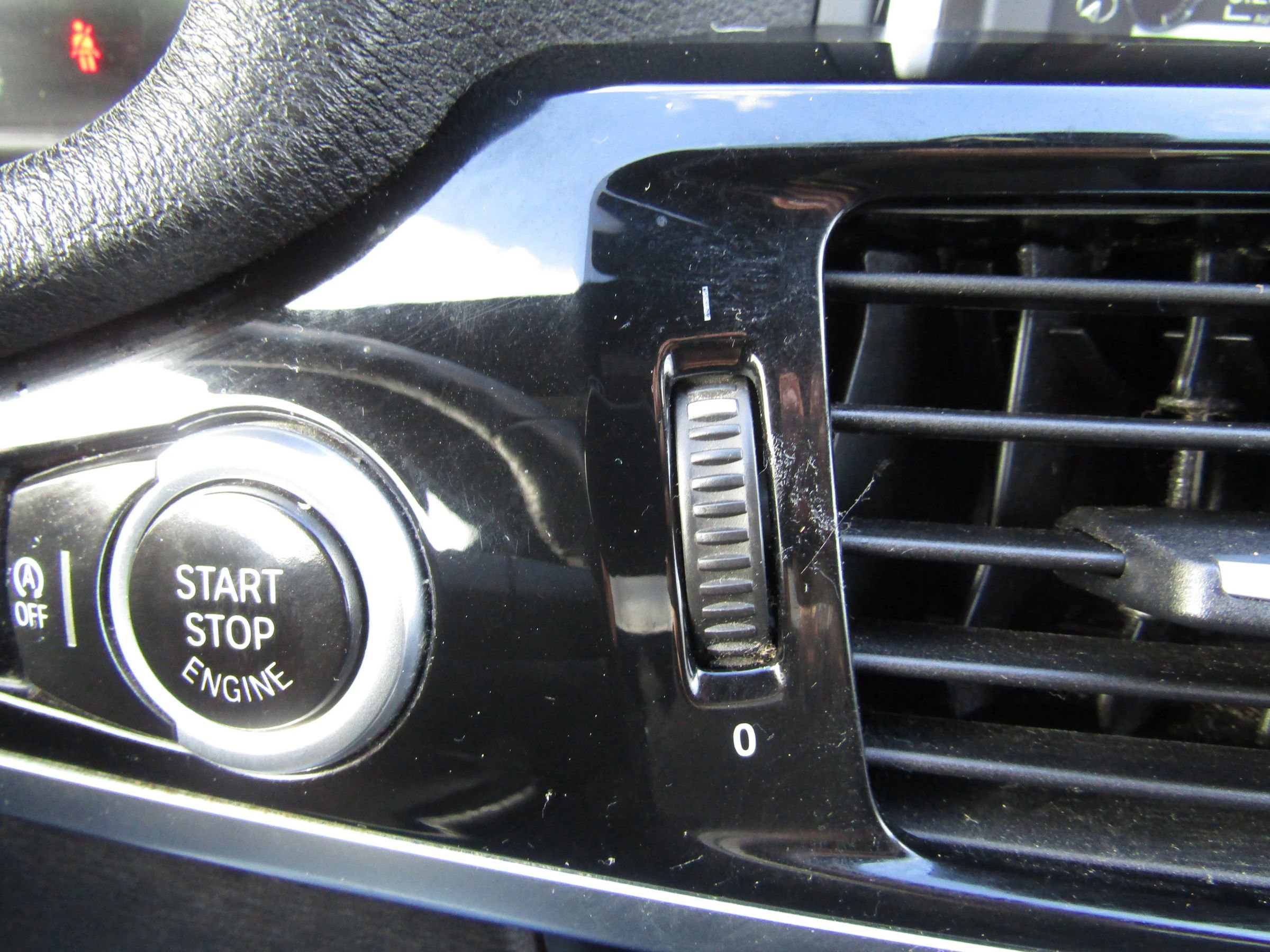 Used 2017 BMW X3 xDrive28i image 25