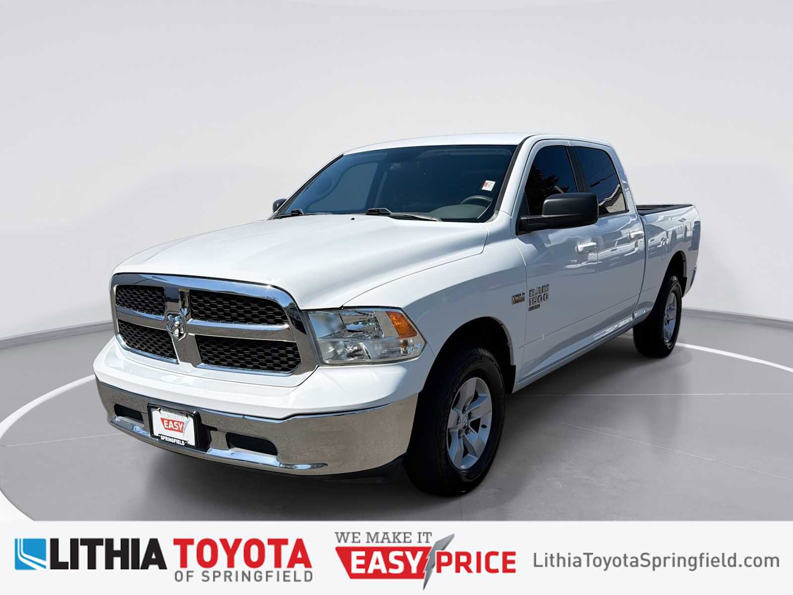 Used 2019 RAM 1500 Classic SLT AWD/4WD image 1