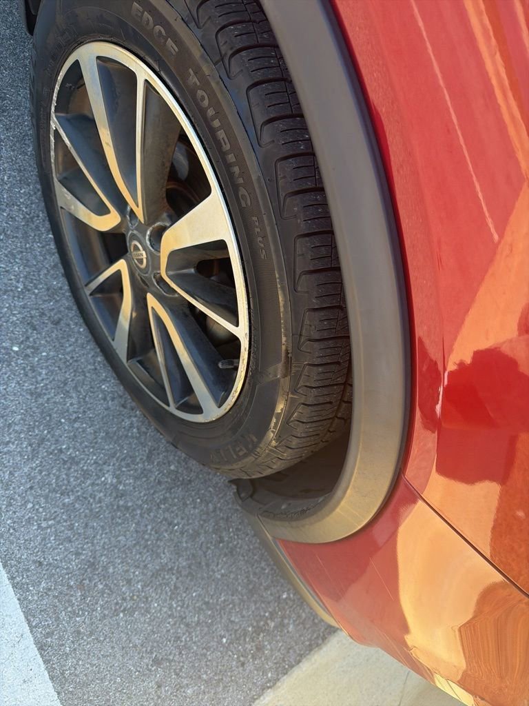 Used 2019 Nissan Rogue SL w/ Premium Package image 10