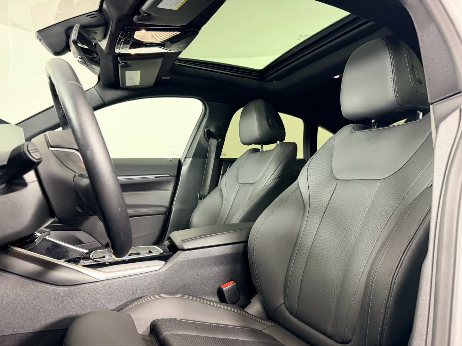 Certified 2023 BMW i4 eDrive35 w/ Premium Package image 10