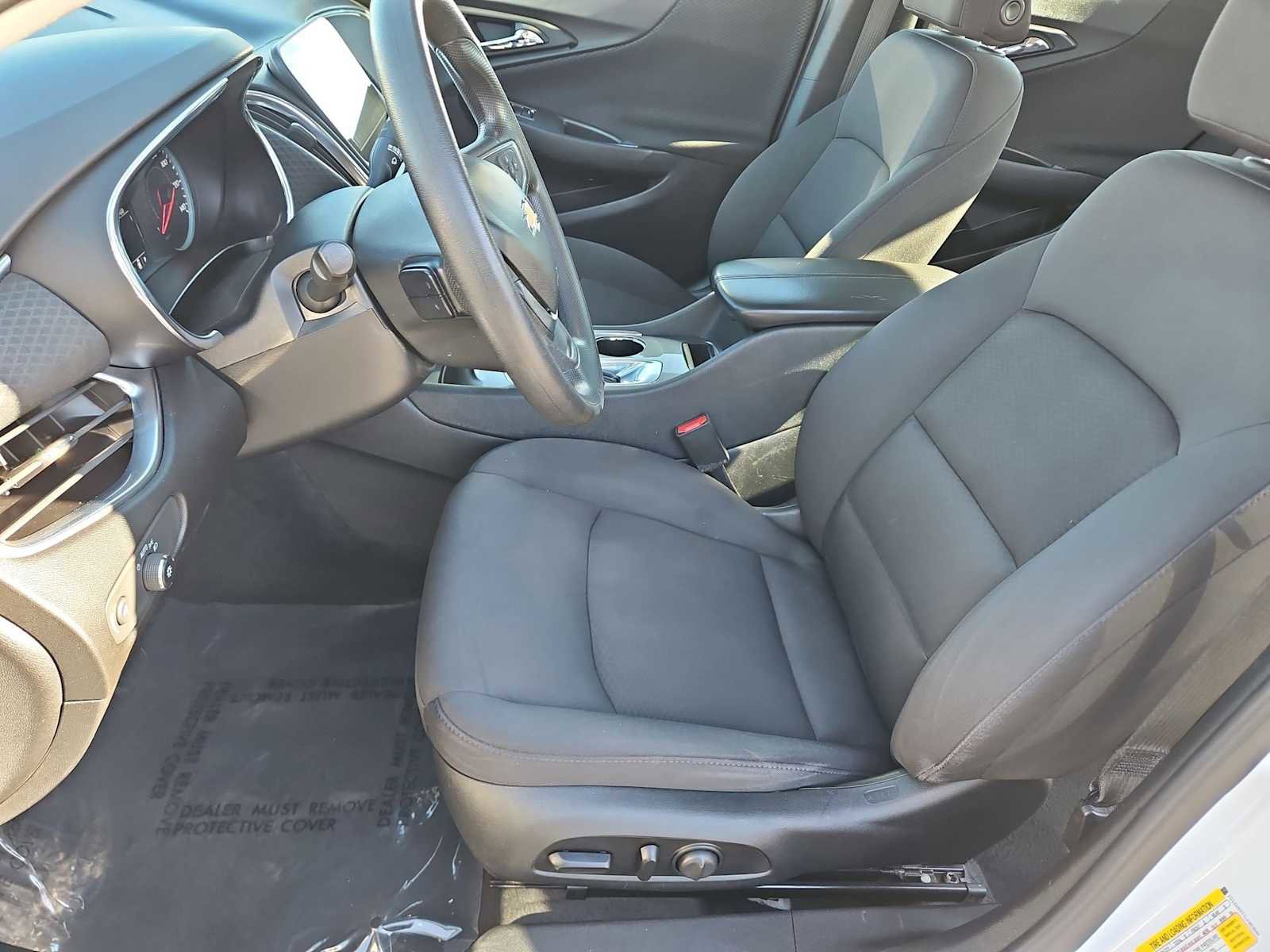 Used 2020 Chevrolet Malibu LT image 14