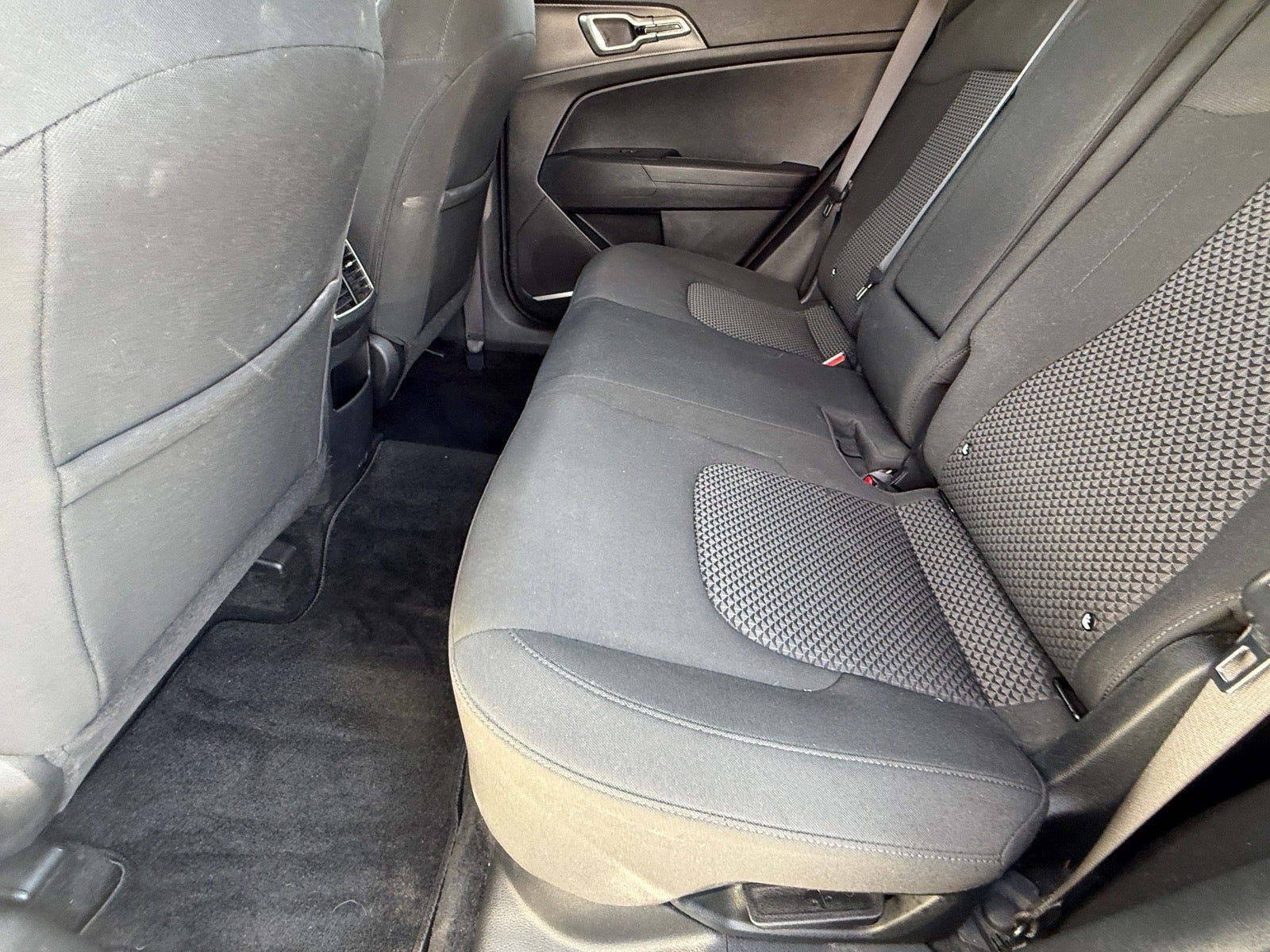 Used 2023 Kia Sportage LX FWD image 13