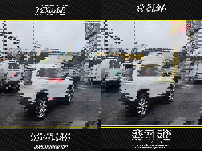 Used 2017 Jeep Cherokee Limited image 5